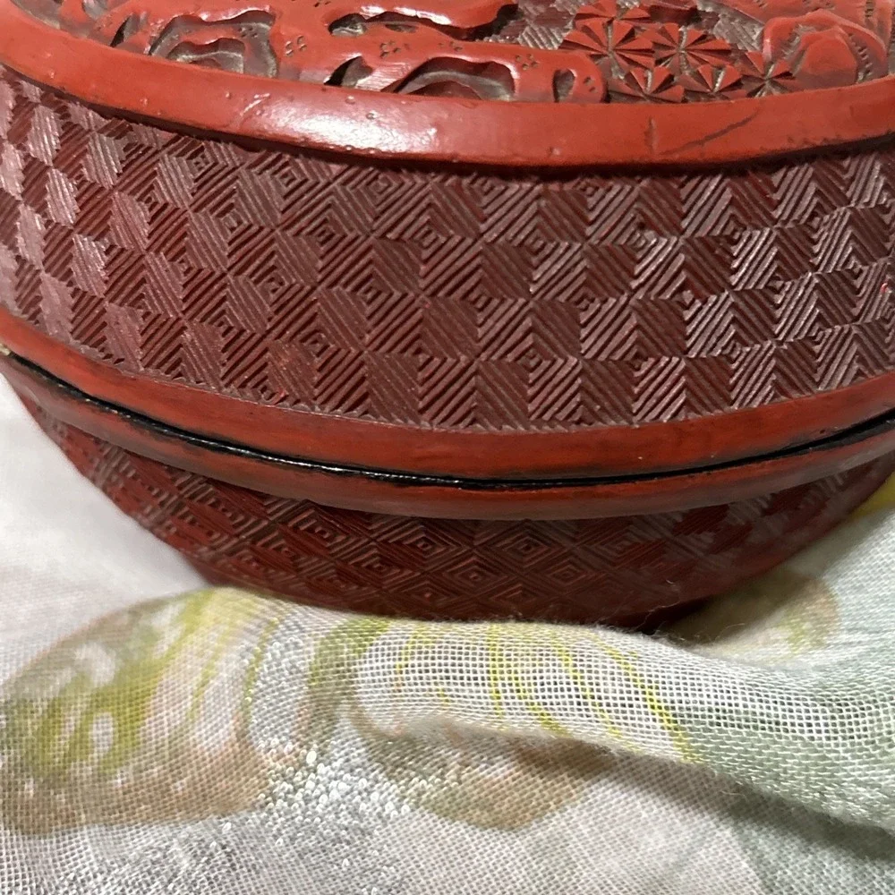 4.5 Old Chinese Handcarved Red lacquerware Character‎ Landscape jewelry box